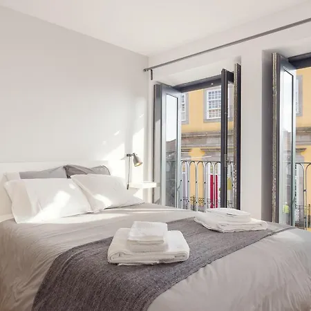 Apartment Be In *